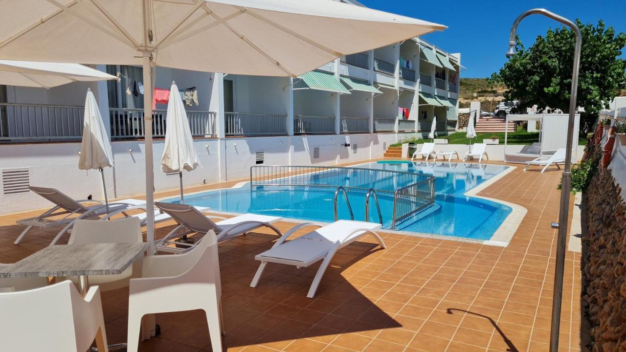 Hostal S'Algaret Форнельс Экстерьер фото