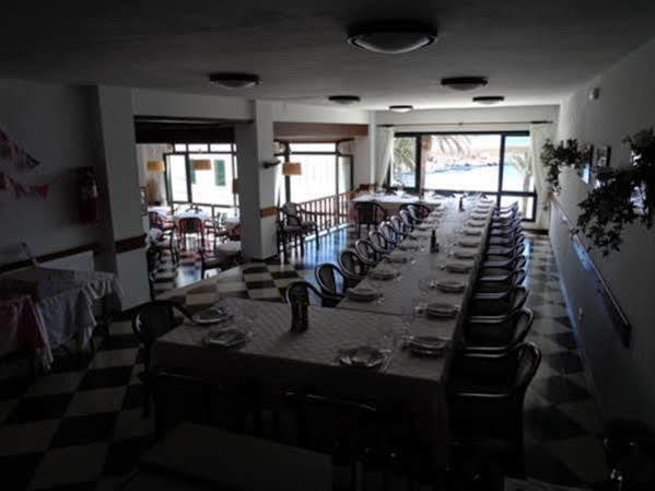 Hostal S'Algaret Форнельс Экстерьер фото